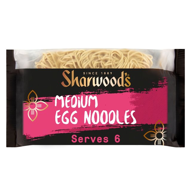 Sharwoods Medium Egg Noodles 340G